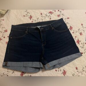 Sierra stretch denim shorts